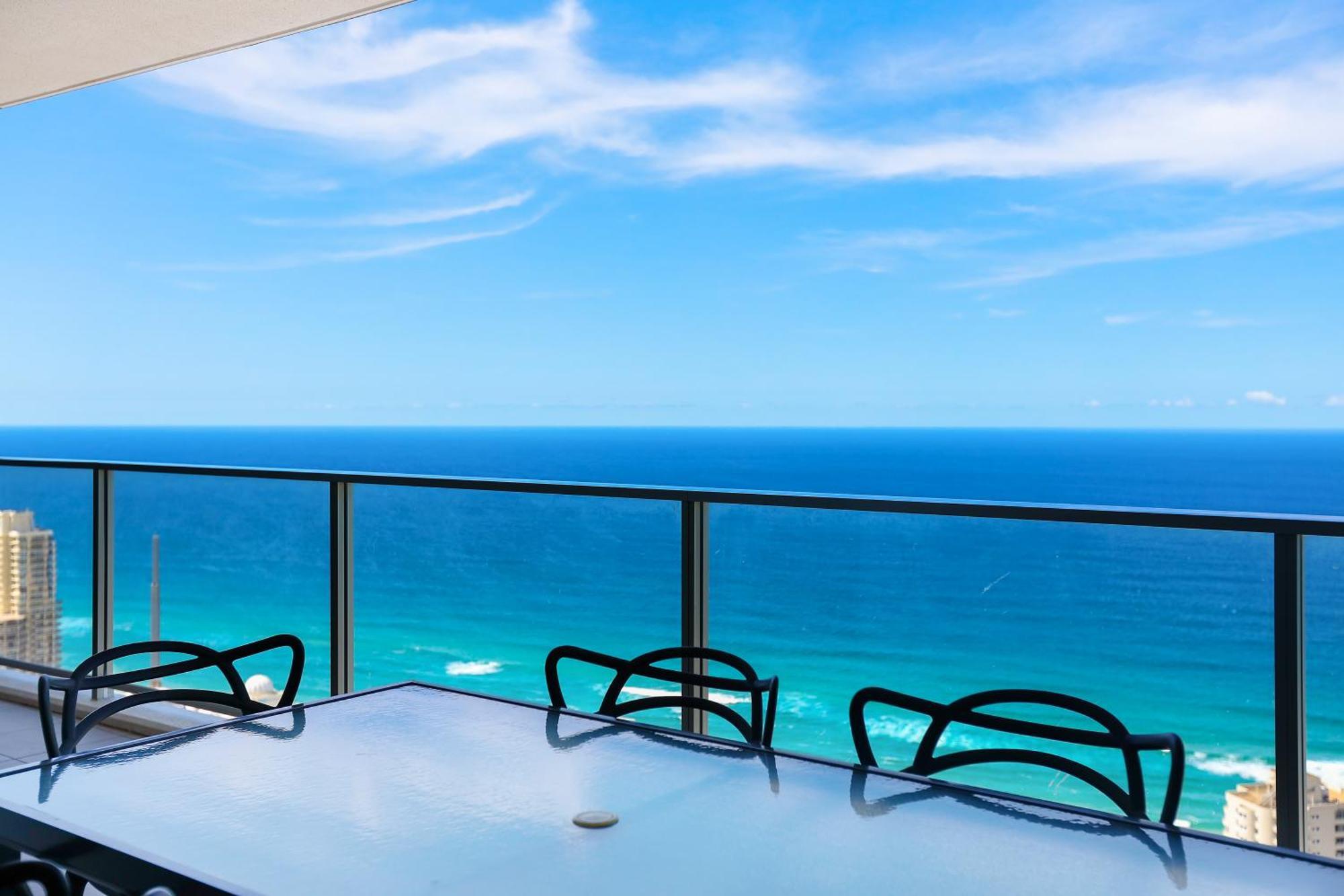 Circle On Cavill 2, 3, 4 & 5 Bedroom Skyhomes & Sub Penthouses By Gold Coast Holidays Dış mekan fotoğraf