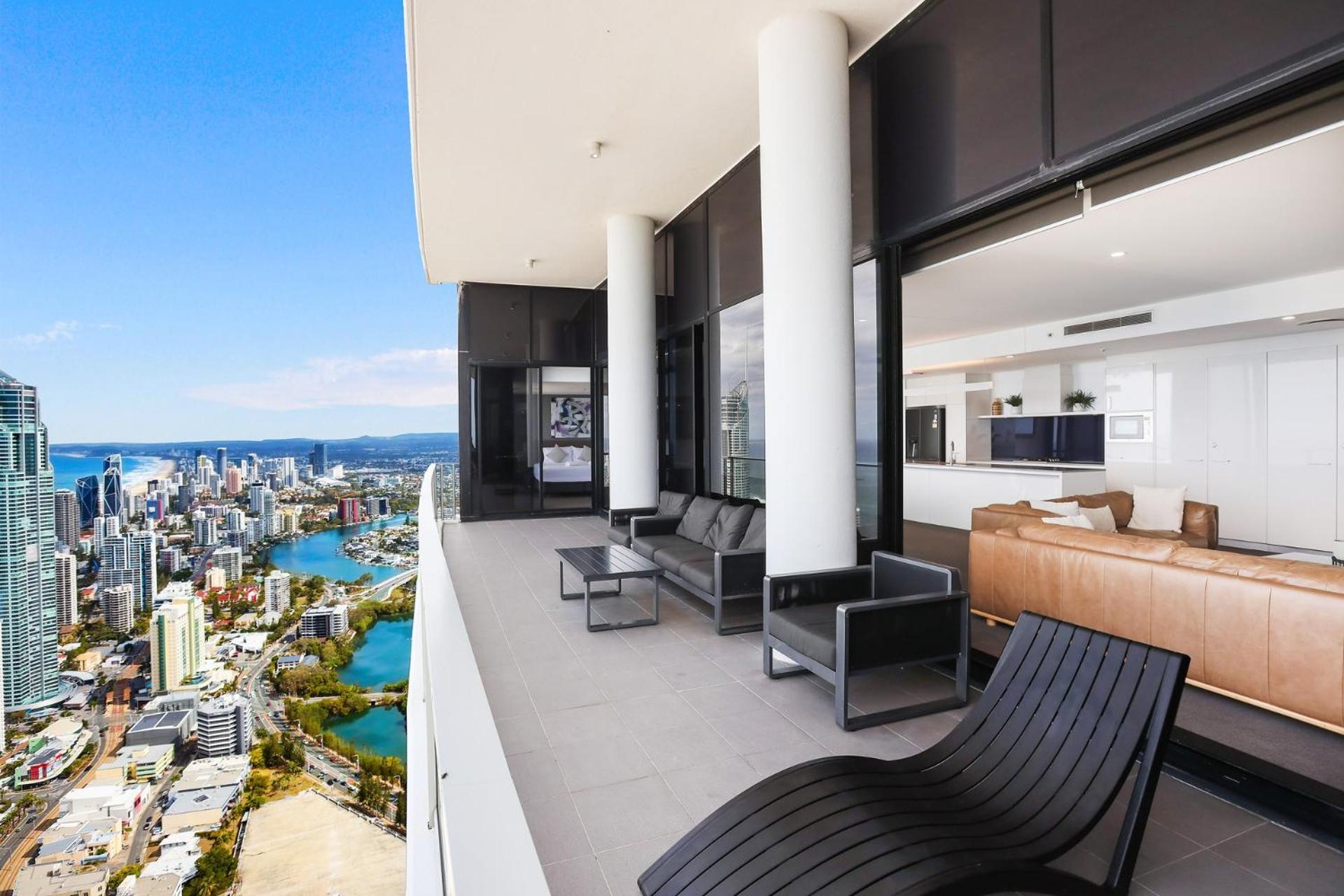 Circle On Cavill 2, 3, 4 & 5 Bedroom Skyhomes & Sub Penthouses By Gold Coast Holidays Dış mekan fotoğraf