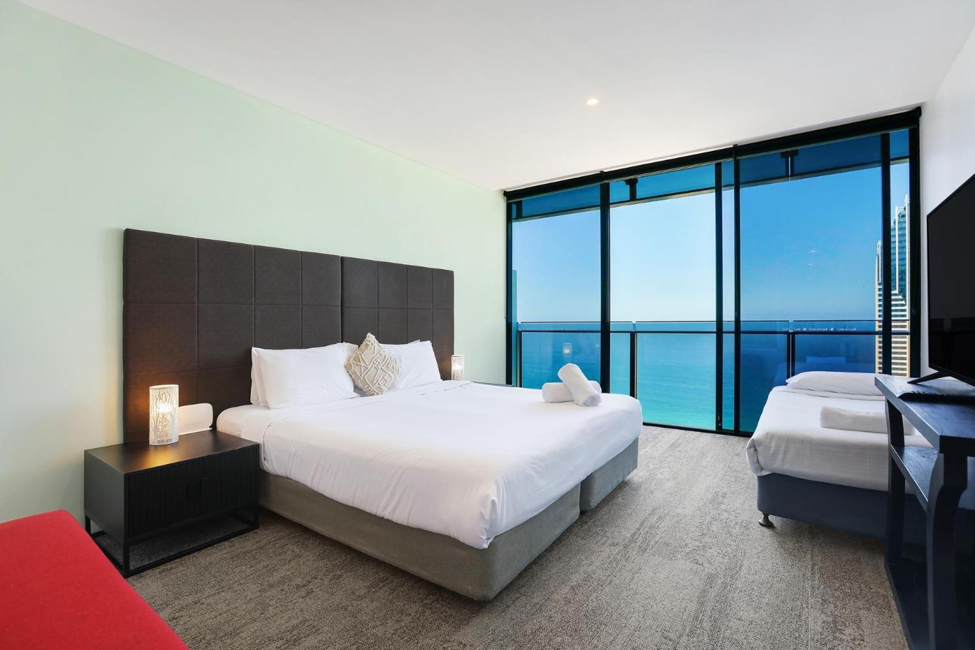 Circle On Cavill 2, 3, 4 & 5 Bedroom Skyhomes & Sub Penthouses By Gold Coast Holidays Dış mekan fotoğraf