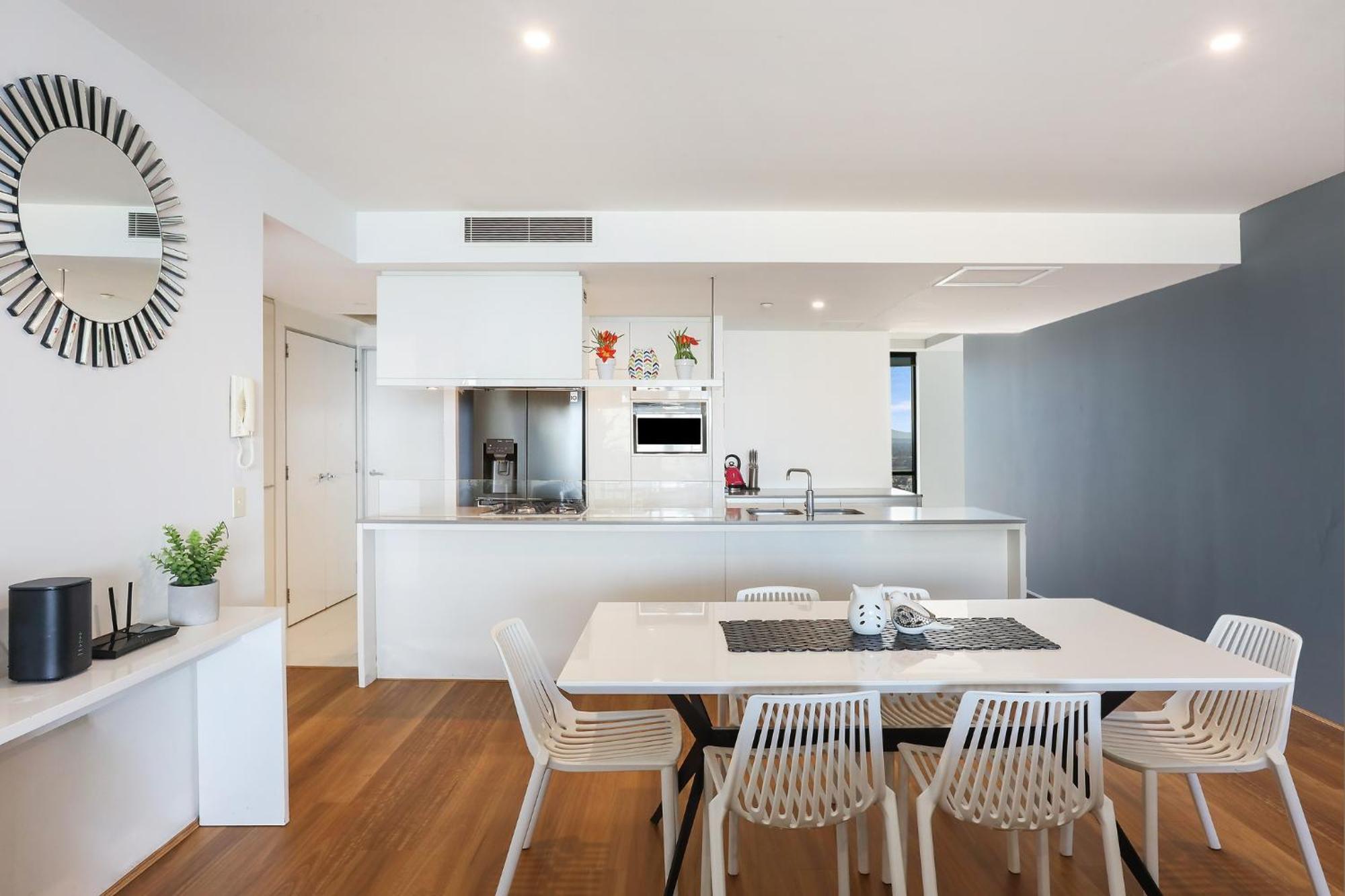 Circle On Cavill 2, 3, 4 & 5 Bedroom Skyhomes & Sub Penthouses By Gold Coast Holidays Dış mekan fotoğraf