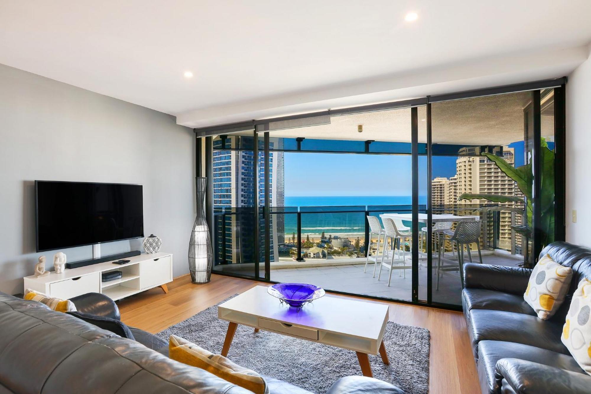 Circle On Cavill 2, 3, 4 & 5 Bedroom Skyhomes & Sub Penthouses By Gold Coast Holidays Dış mekan fotoğraf