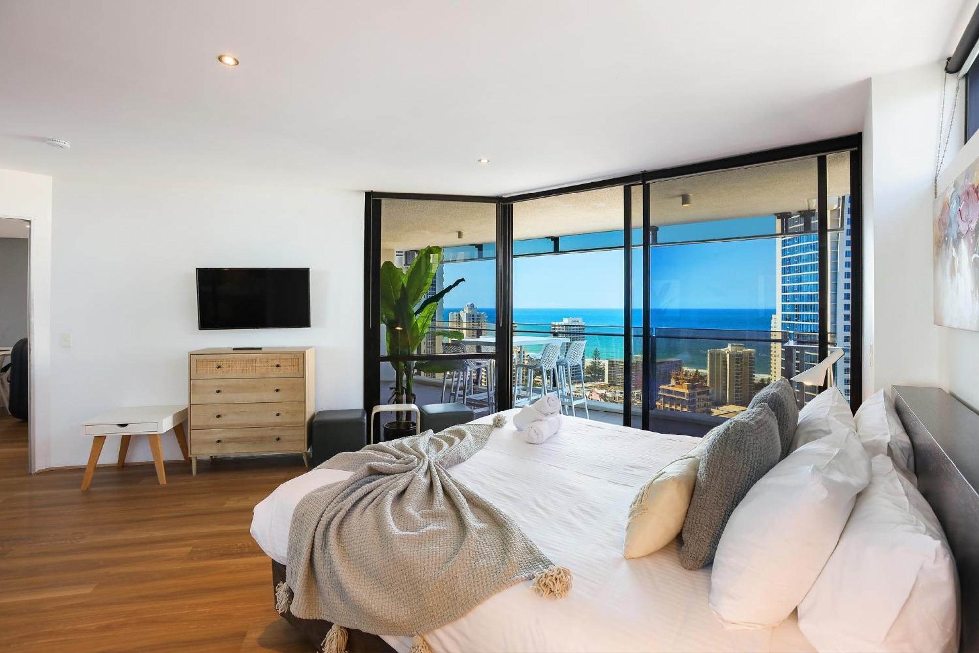 Circle On Cavill 2, 3, 4 & 5 Bedroom Skyhomes & Sub Penthouses By Gold Coast Holidays Dış mekan fotoğraf