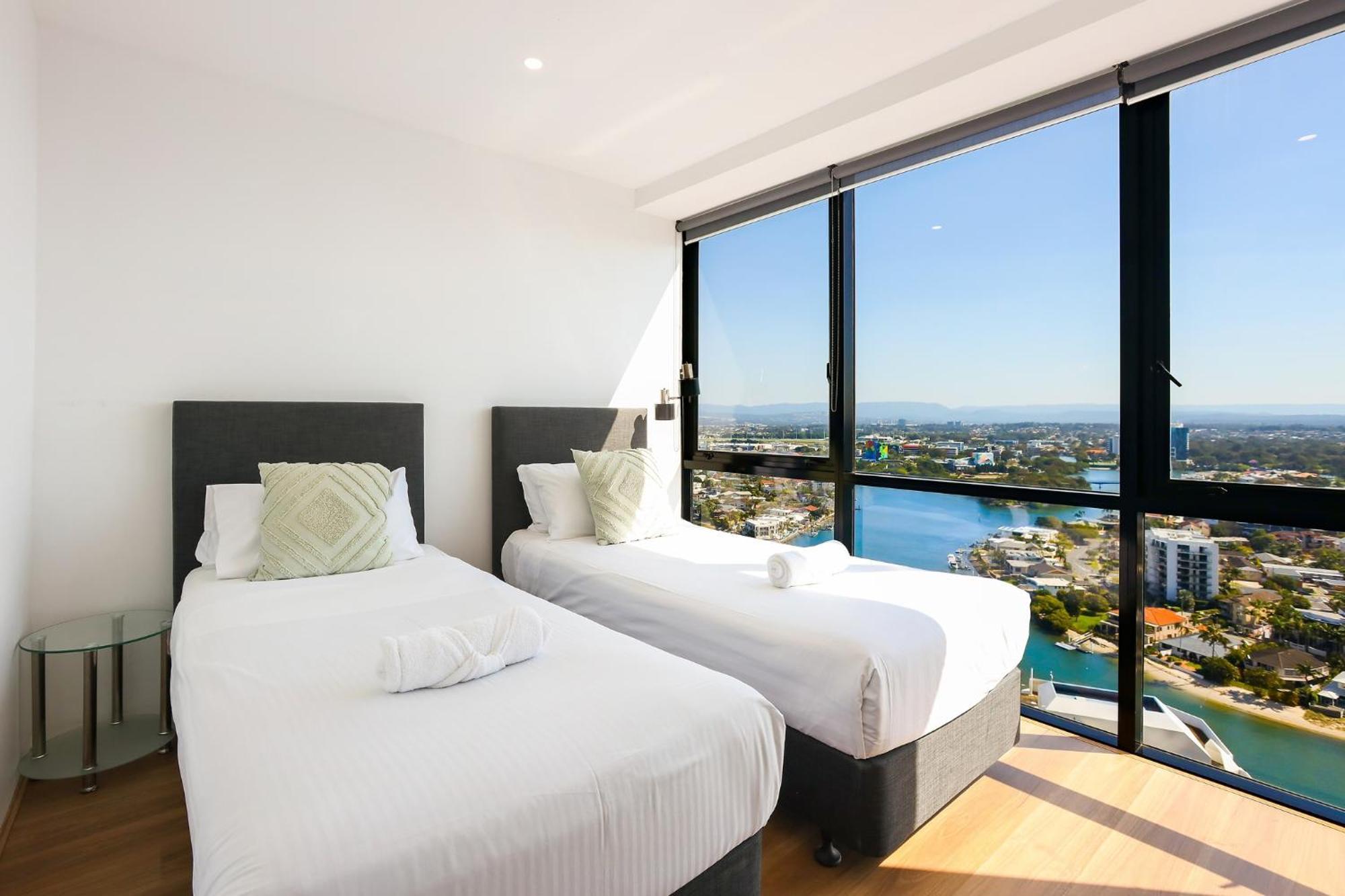 Circle On Cavill 2, 3, 4 & 5 Bedroom Skyhomes & Sub Penthouses By Gold Coast Holidays Dış mekan fotoğraf